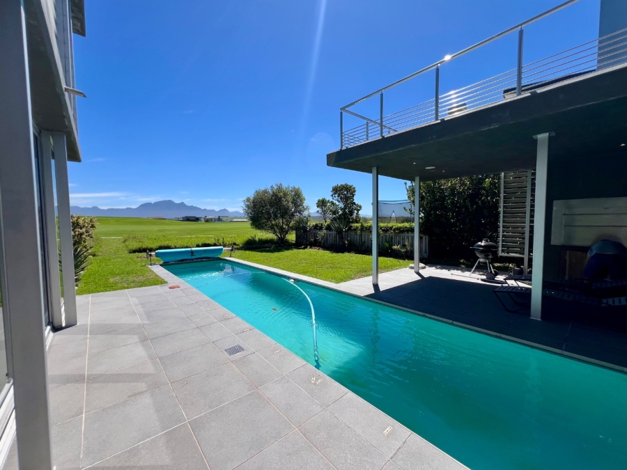 5 Bedroom Property for Sale in Oubaai Western Cape